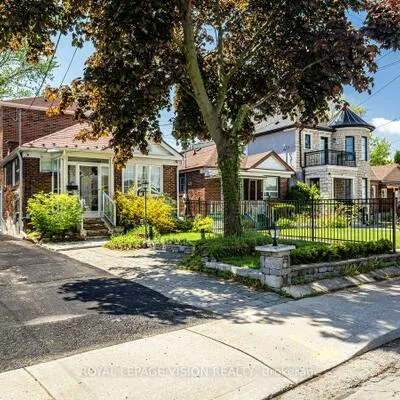 79, Foxwell, Rockcliffe-Smythe, Toronto