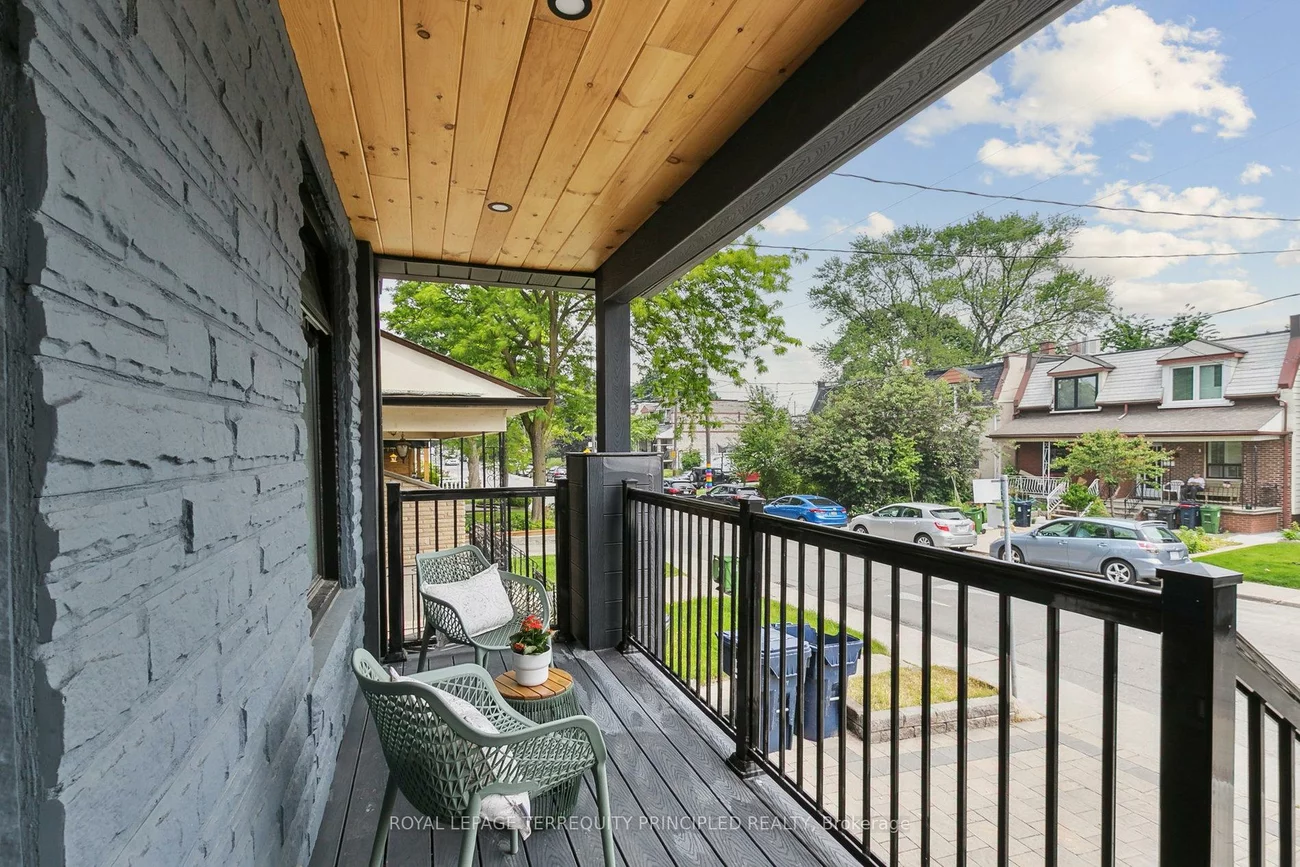106, Laughton, Weston-Pellam Park, Toronto