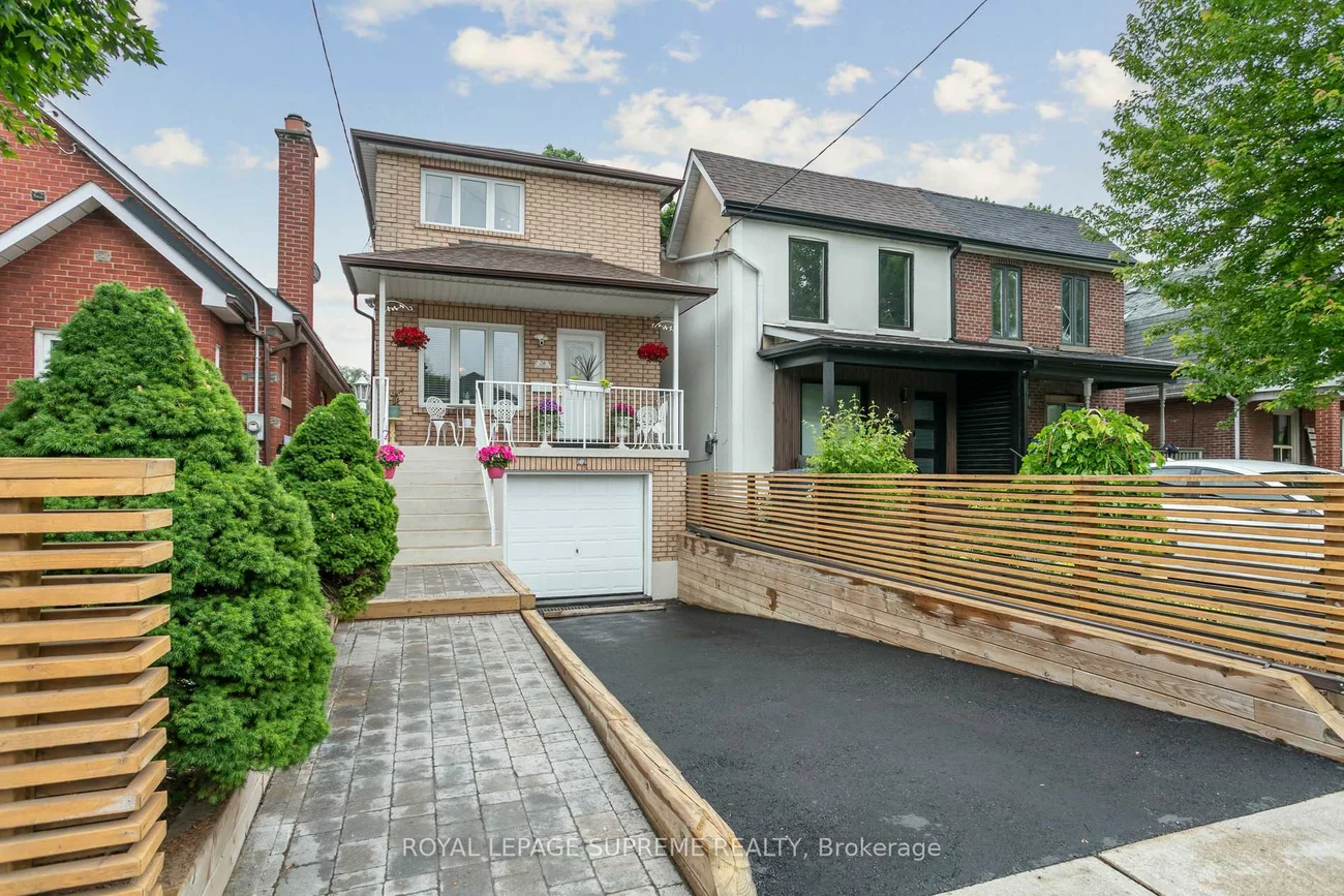 26, Guestville, Rockcliffe-Smythe, Toronto