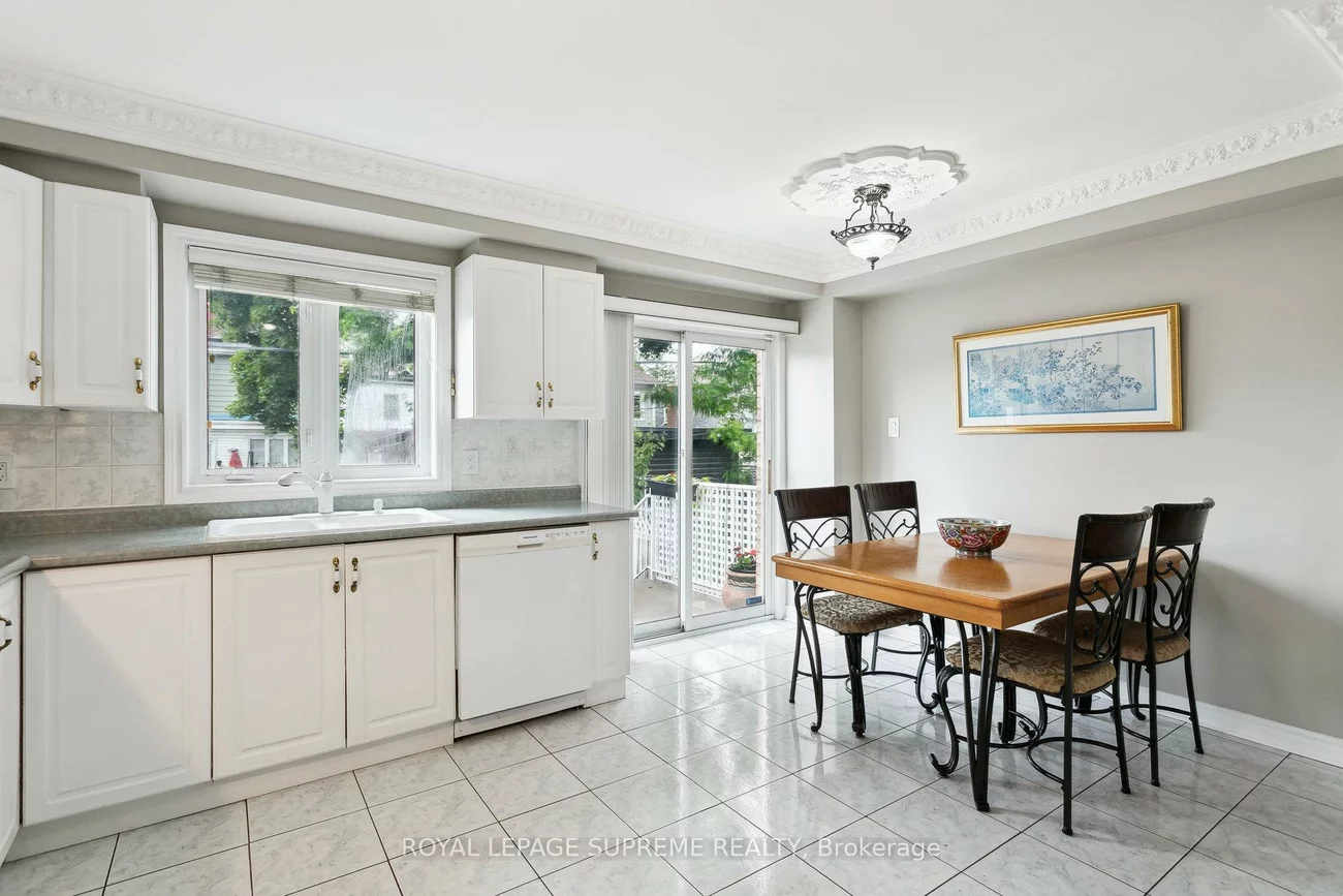 26, Guestville, Rockcliffe-Smythe, Toronto