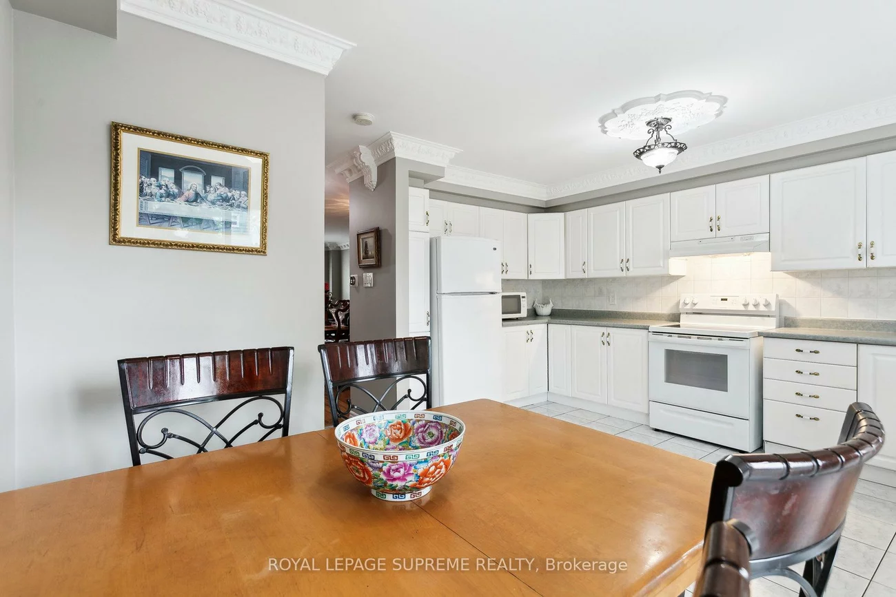 26, Guestville, Rockcliffe-Smythe, Toronto