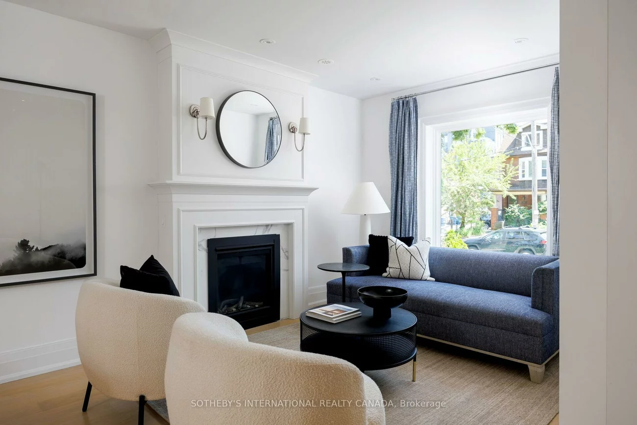 12, Hewitt, High Park-Swansea, Toronto