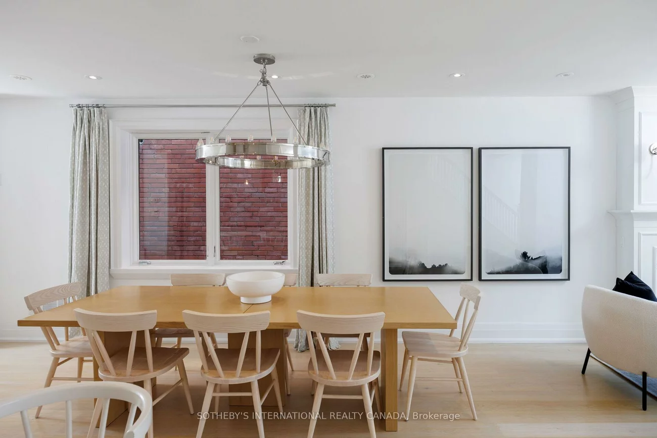 12, Hewitt, High Park-Swansea, Toronto