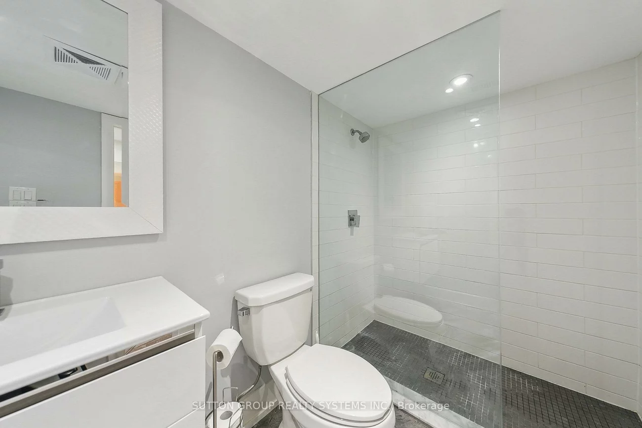 59, Vernon, Junction Area, Toronto