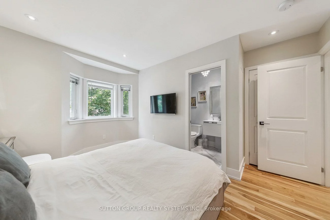 59, Vernon, Junction Area, Toronto