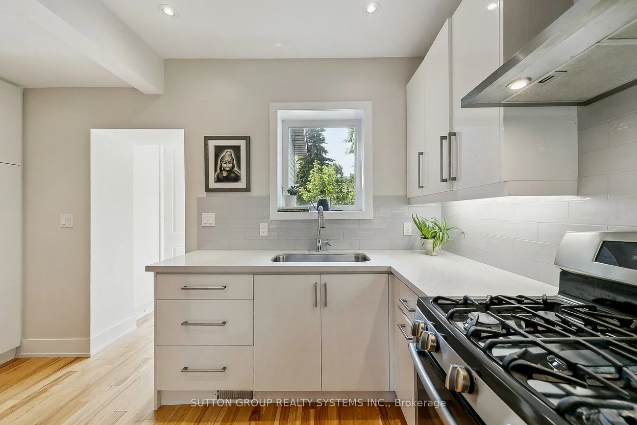 59, Vernon, Junction Area, Toronto