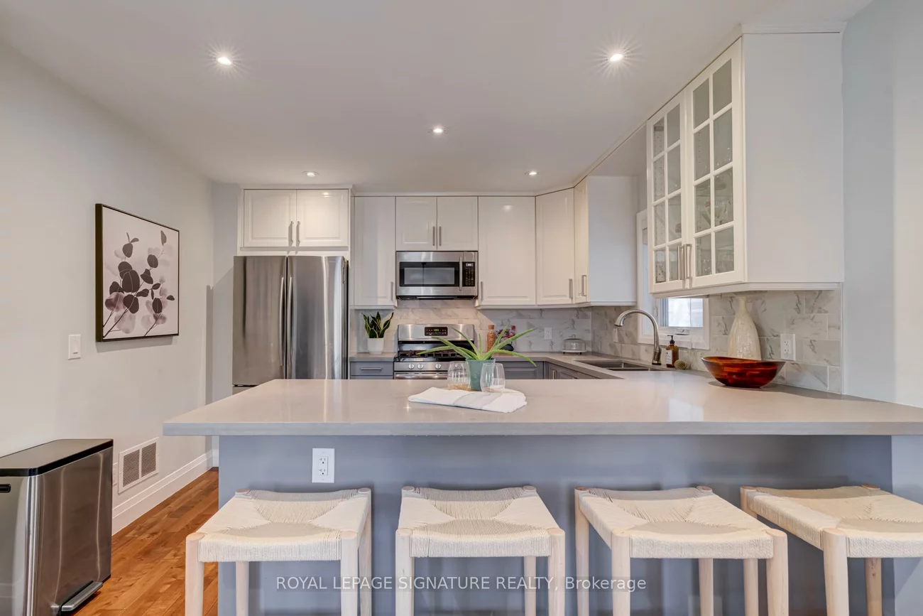 1, Chiswick, Brookhaven-Amesbury, Toronto