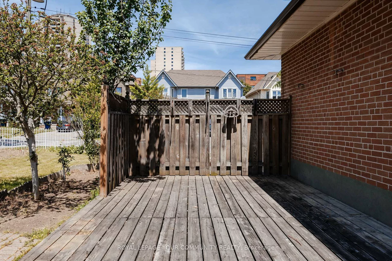 19, Acme, Kingsview Village-The Westway, Toronto