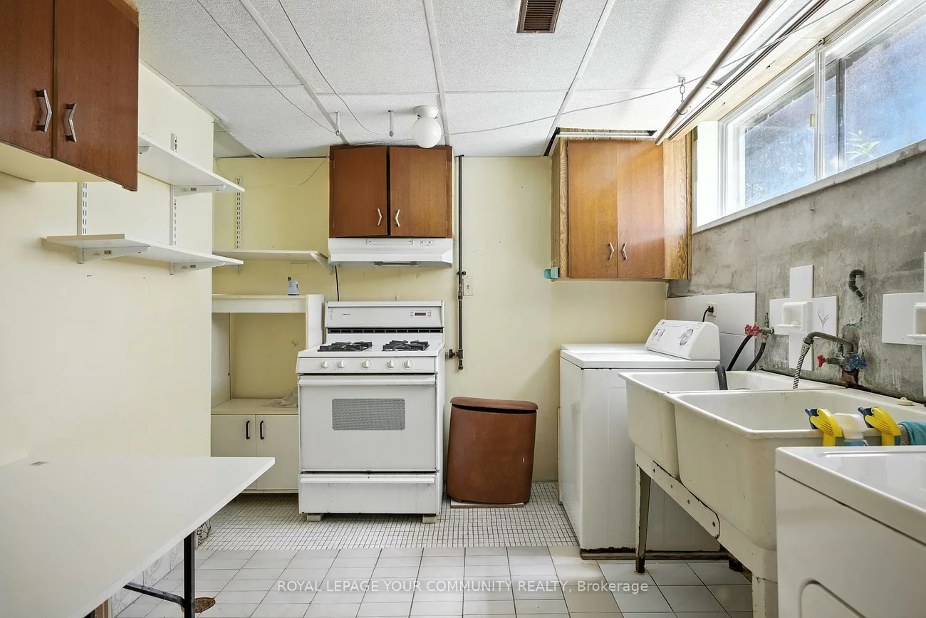 19, Acme, Kingsview Village-The Westway, Toronto
