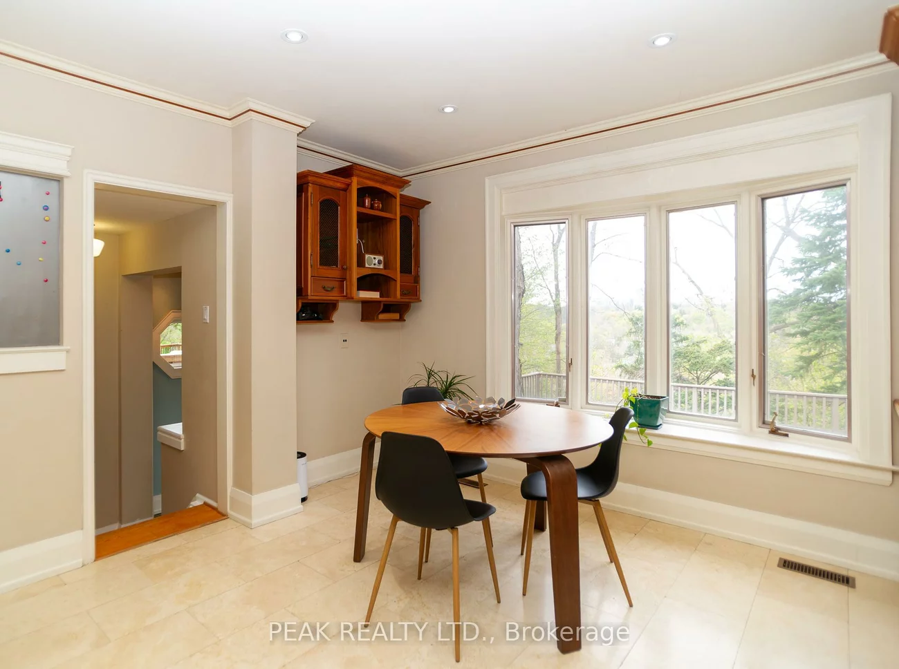 136, Humbercrest, Runnymede-Bloor West Village, Toronto