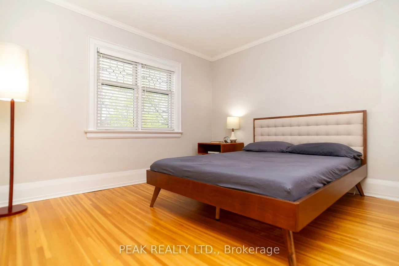 136, Humbercrest, Runnymede-Bloor West Village, Toronto