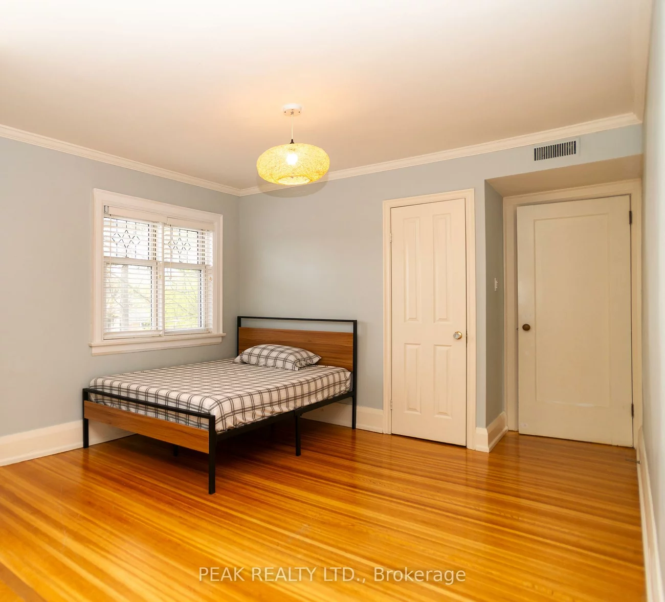 136, Humbercrest, Runnymede-Bloor West Village, Toronto