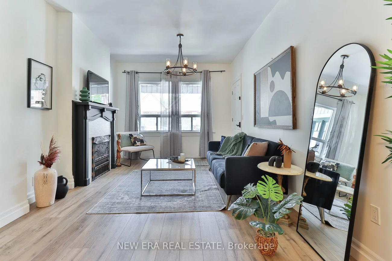 39, Lappin, Dovercourt-Wallace Emerson-Junction, Toronto