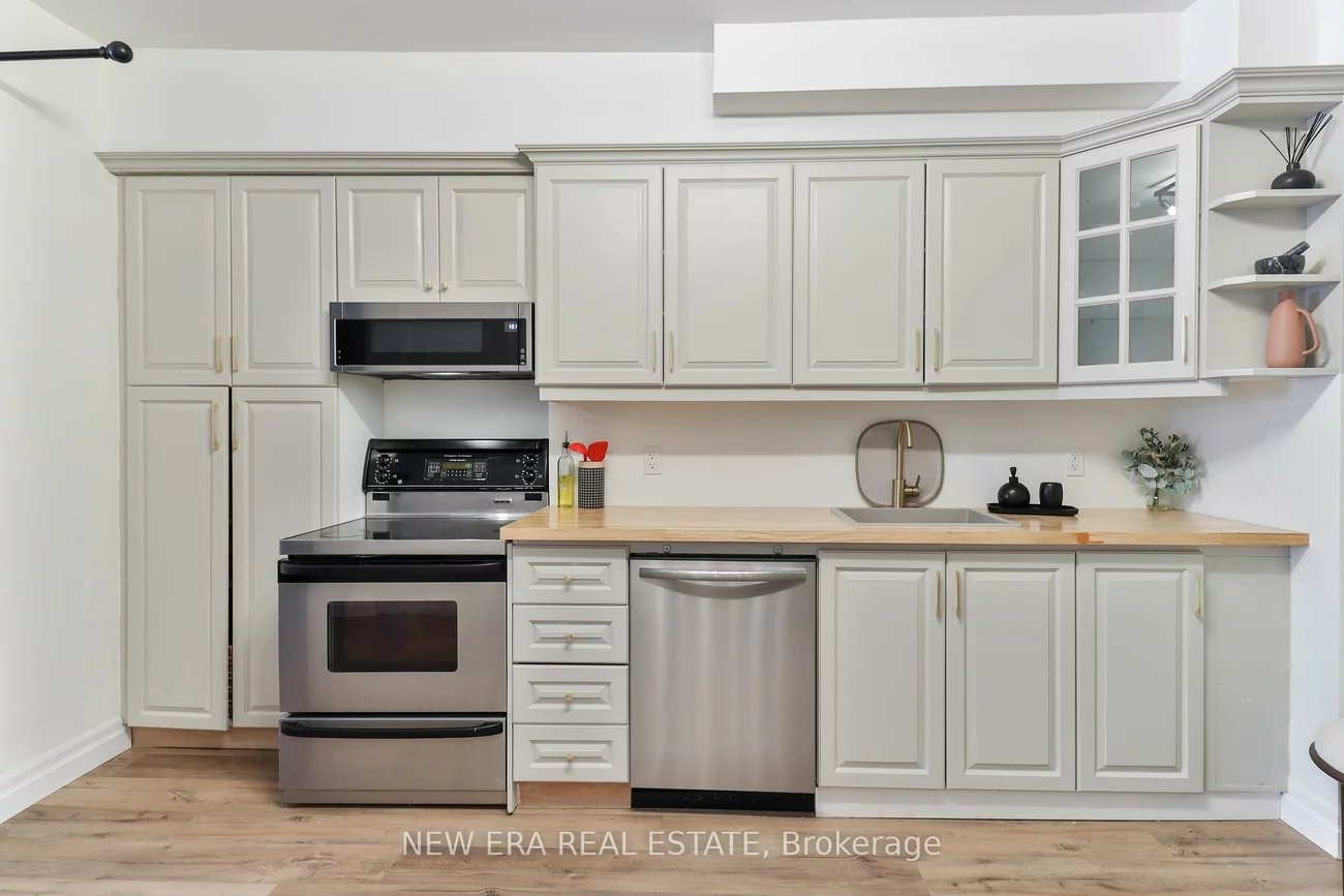 39, Lappin, Dovercourt-Wallace Emerson-Junction, Toronto