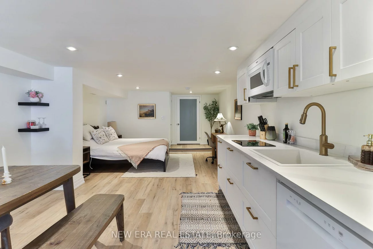 39, Lappin, Dovercourt-Wallace Emerson-Junction, Toronto