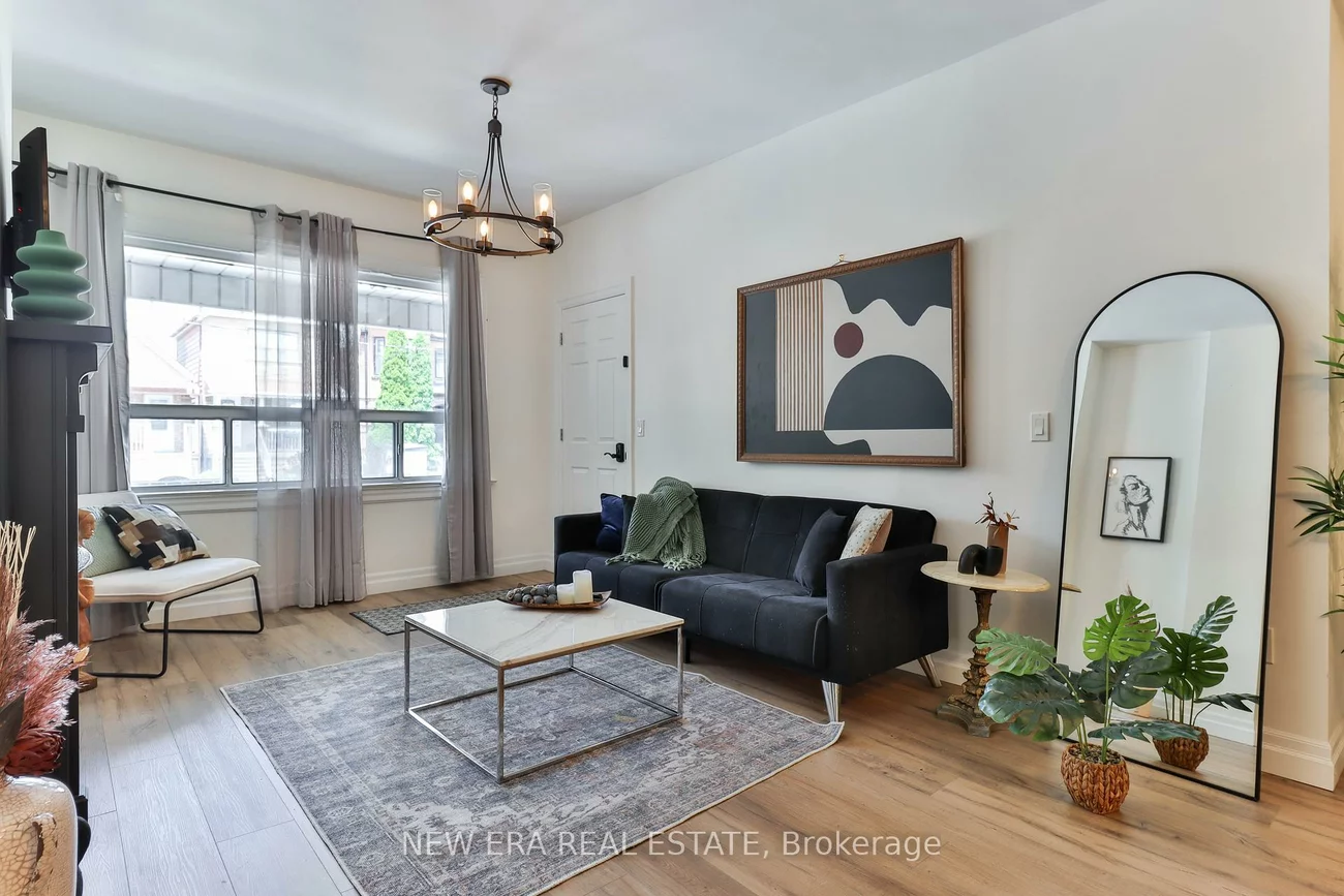 39, Lappin, Dovercourt-Wallace Emerson-Junction, Toronto