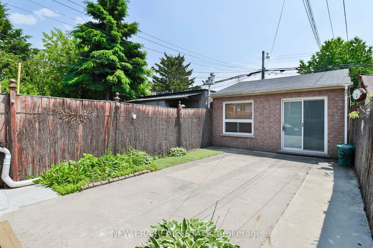 39, Lappin, Dovercourt-Wallace Emerson-Junction, Toronto