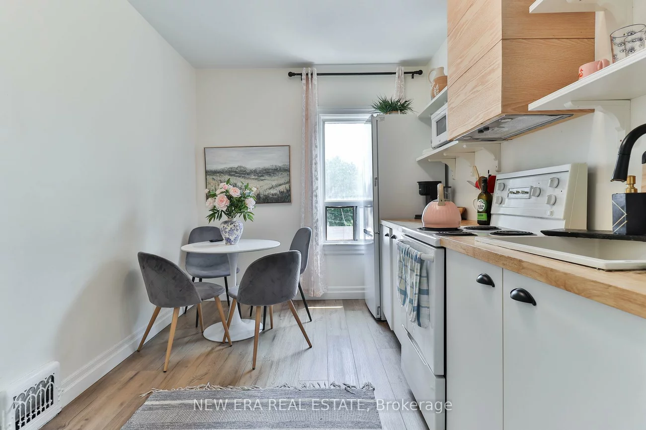 39, Lappin, Dovercourt-Wallace Emerson-Junction, Toronto