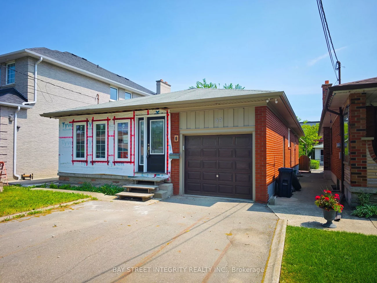 99, Regent, Downsview-Roding-CFB, Toronto