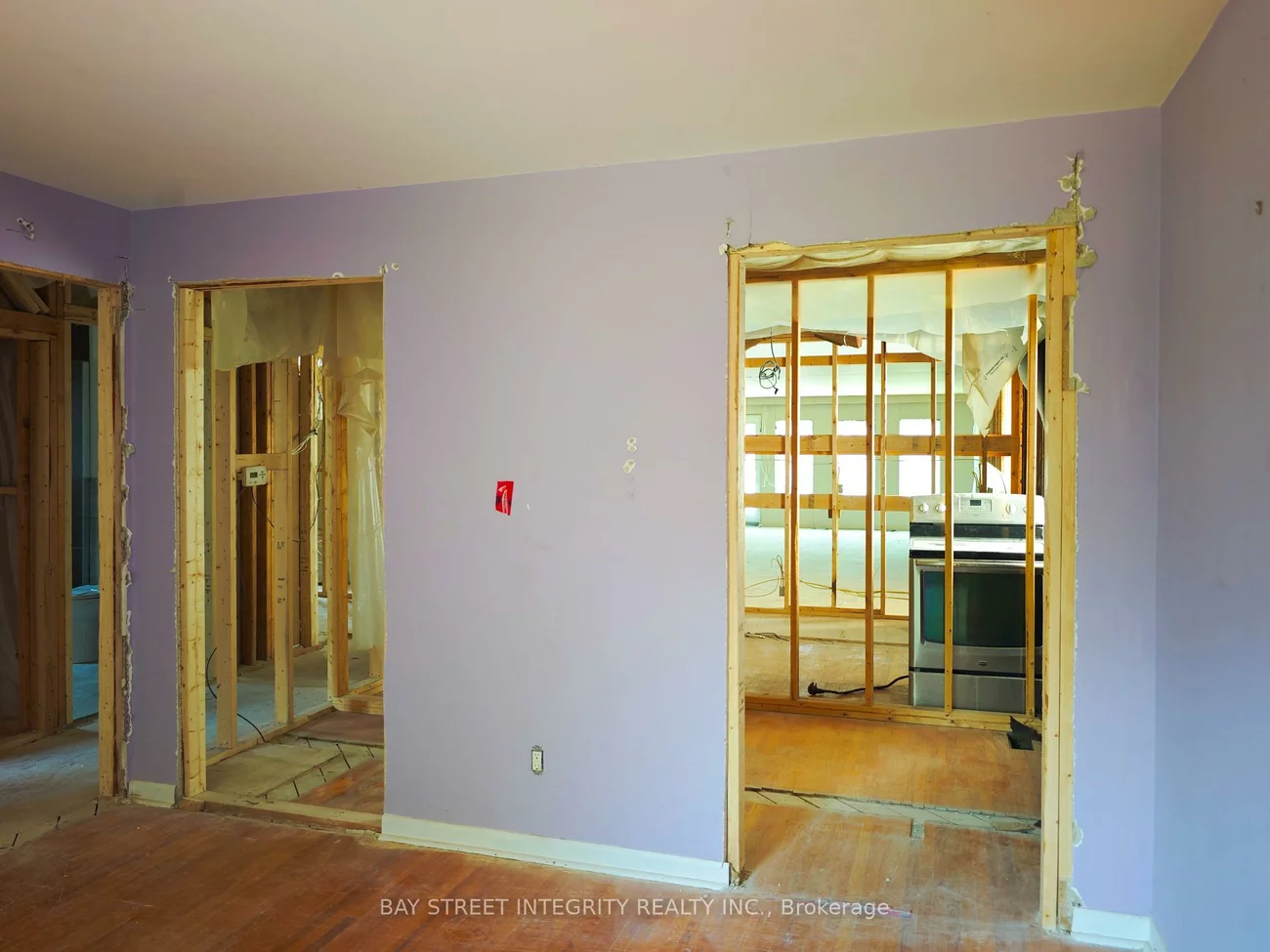 99, Regent, Downsview-Roding-CFB, Toronto