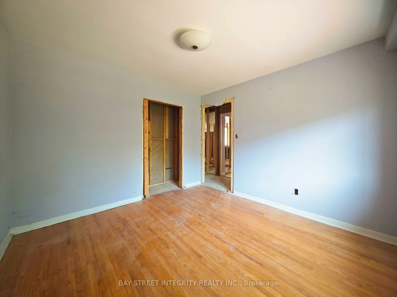 99, Regent, Downsview-Roding-CFB, Toronto