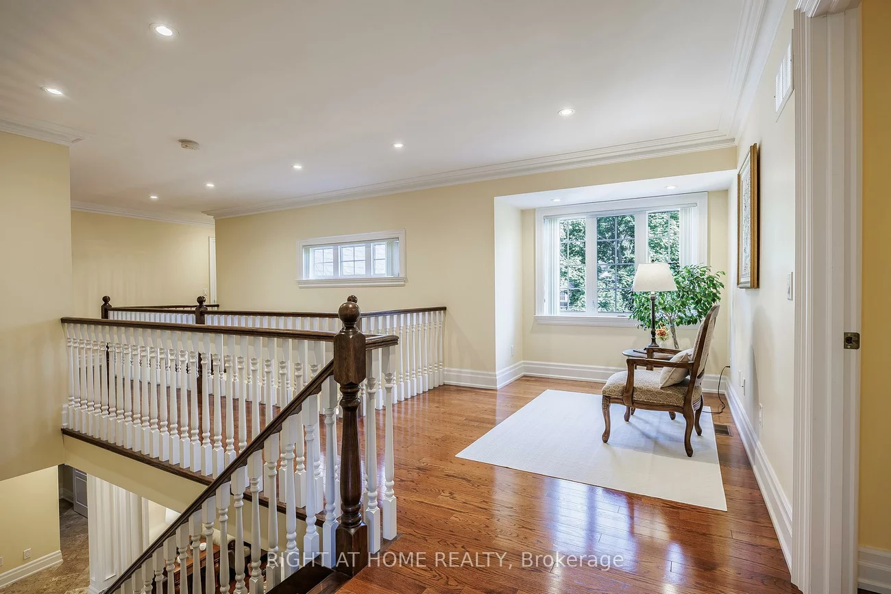 2, Fairway, Princess-Rosethorn, Toronto