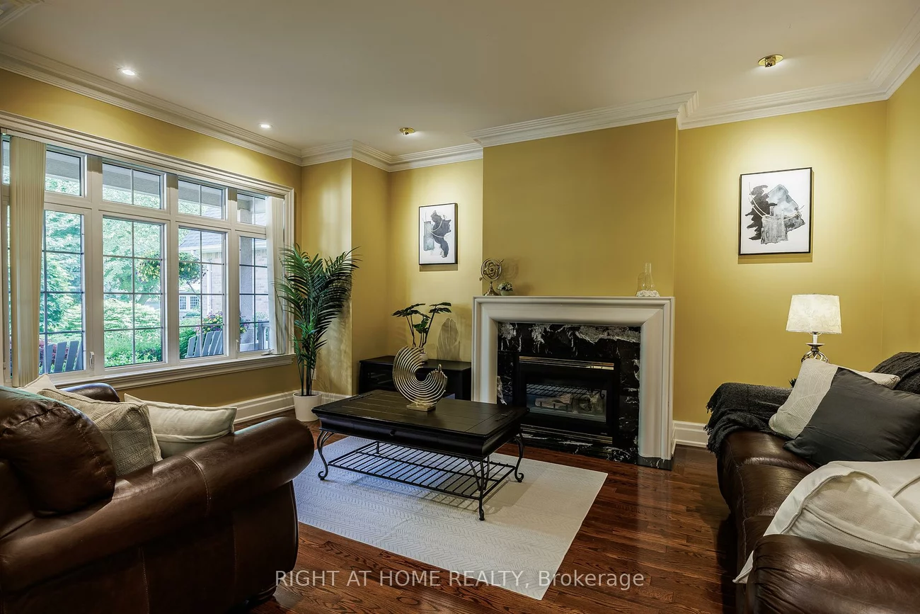 2, Fairway, Princess-Rosethorn, Toronto
