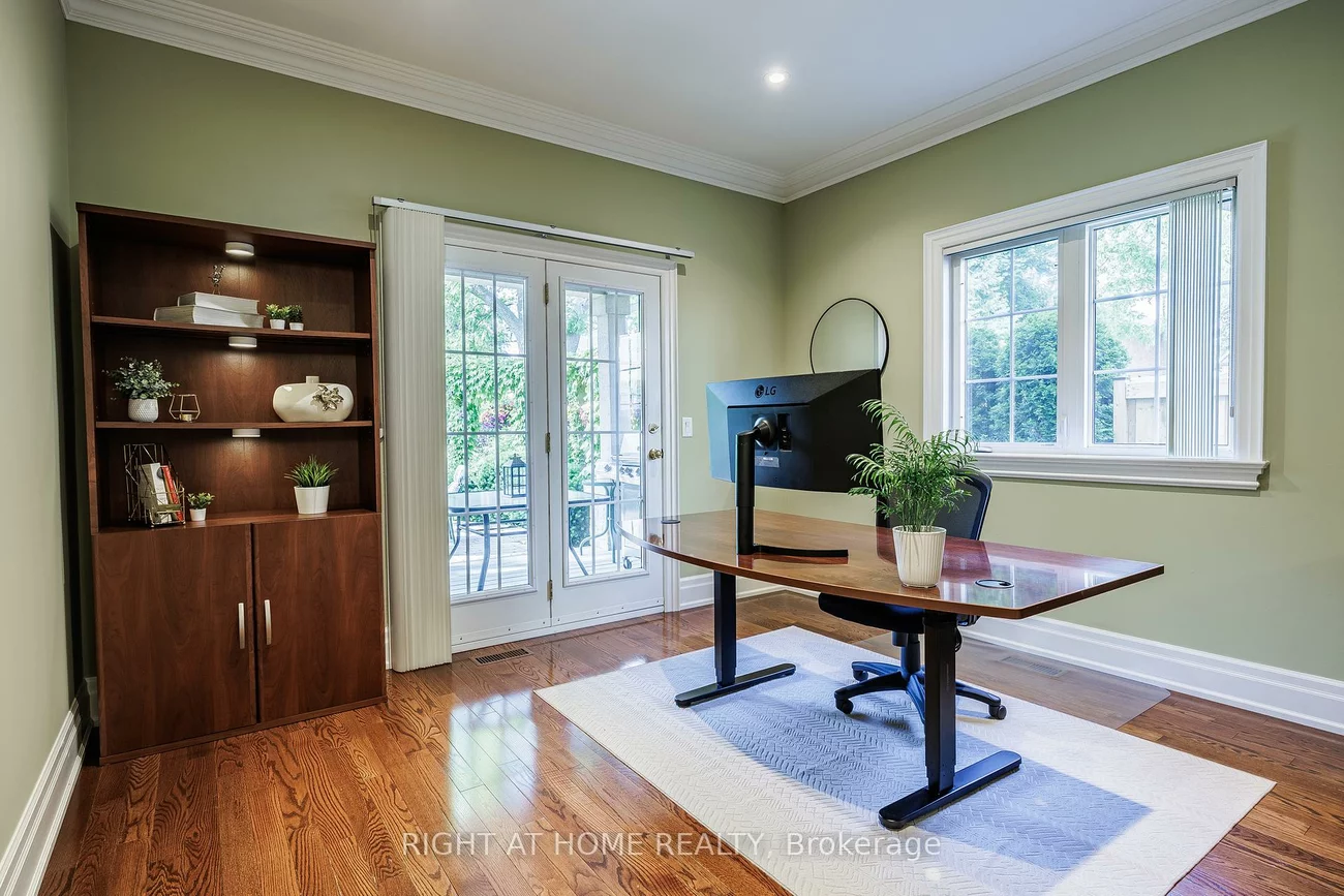 2, Fairway, Princess-Rosethorn, Toronto