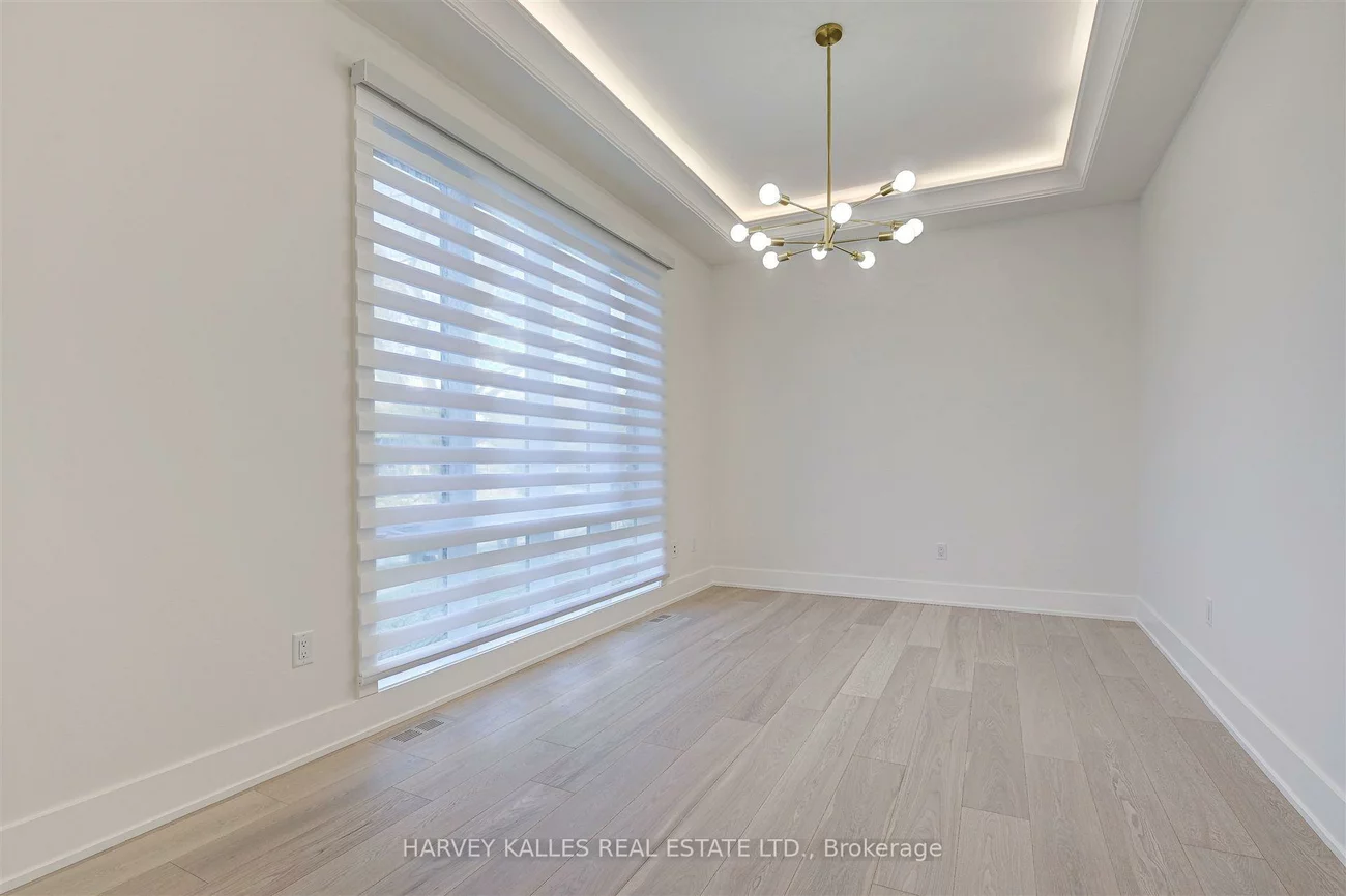 15, Drury, Humber Heights, Toronto