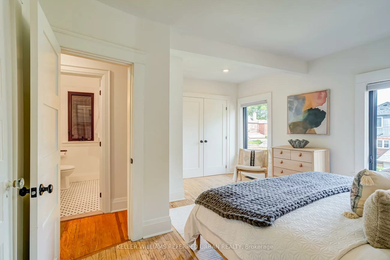 133, Essex, Dovercourt-Wallace Emerson-Junction, Toronto