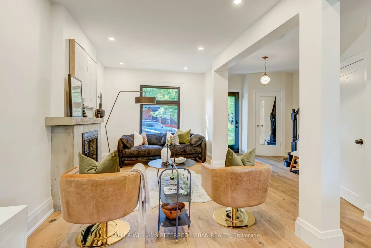 133, Essex, Dovercourt-Wallace Emerson-Junction, Toronto