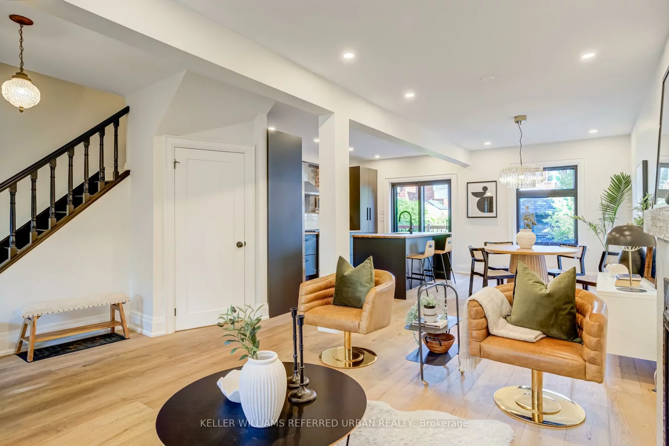 133, Essex, Dovercourt-Wallace Emerson-Junction, Toronto