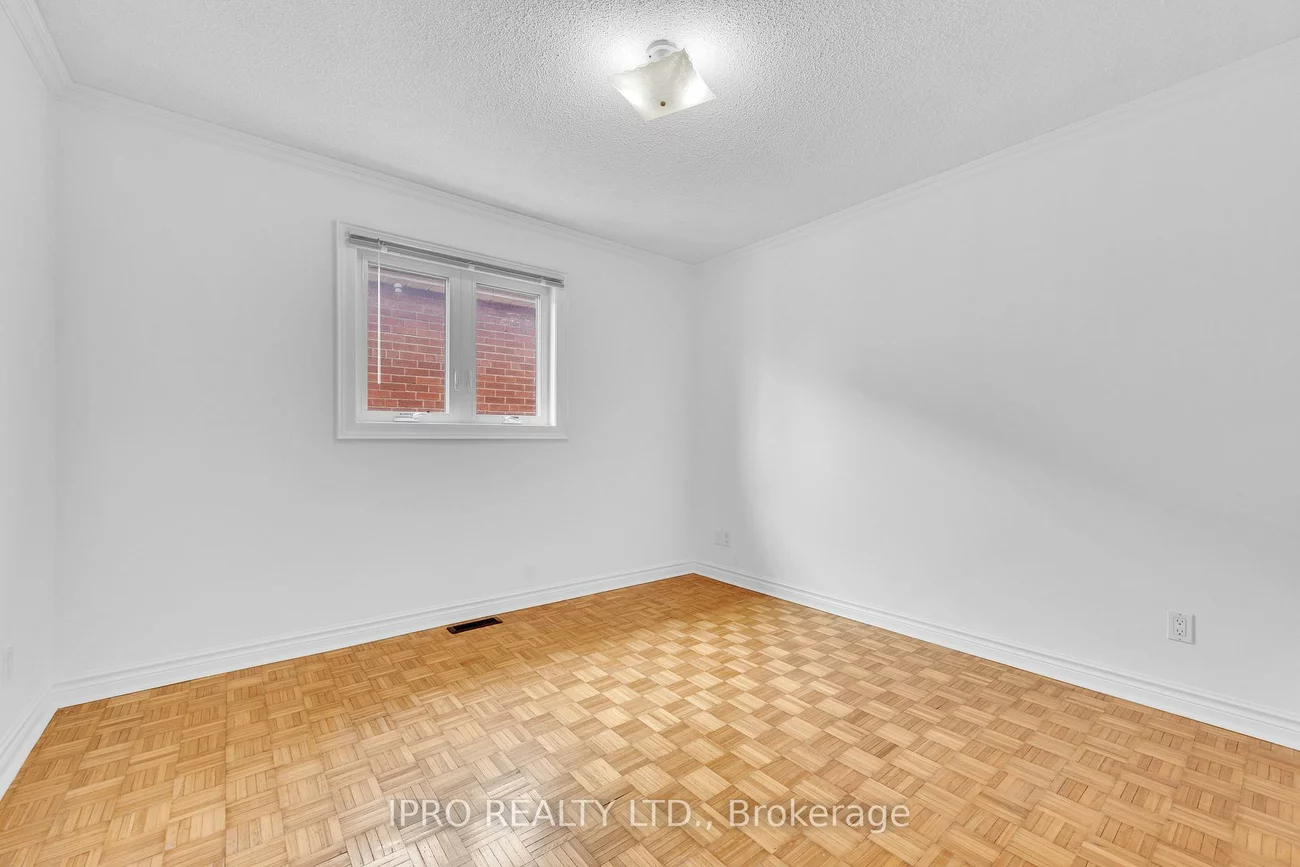 551, Caledonia, Caledonia-Fairbank, Toronto