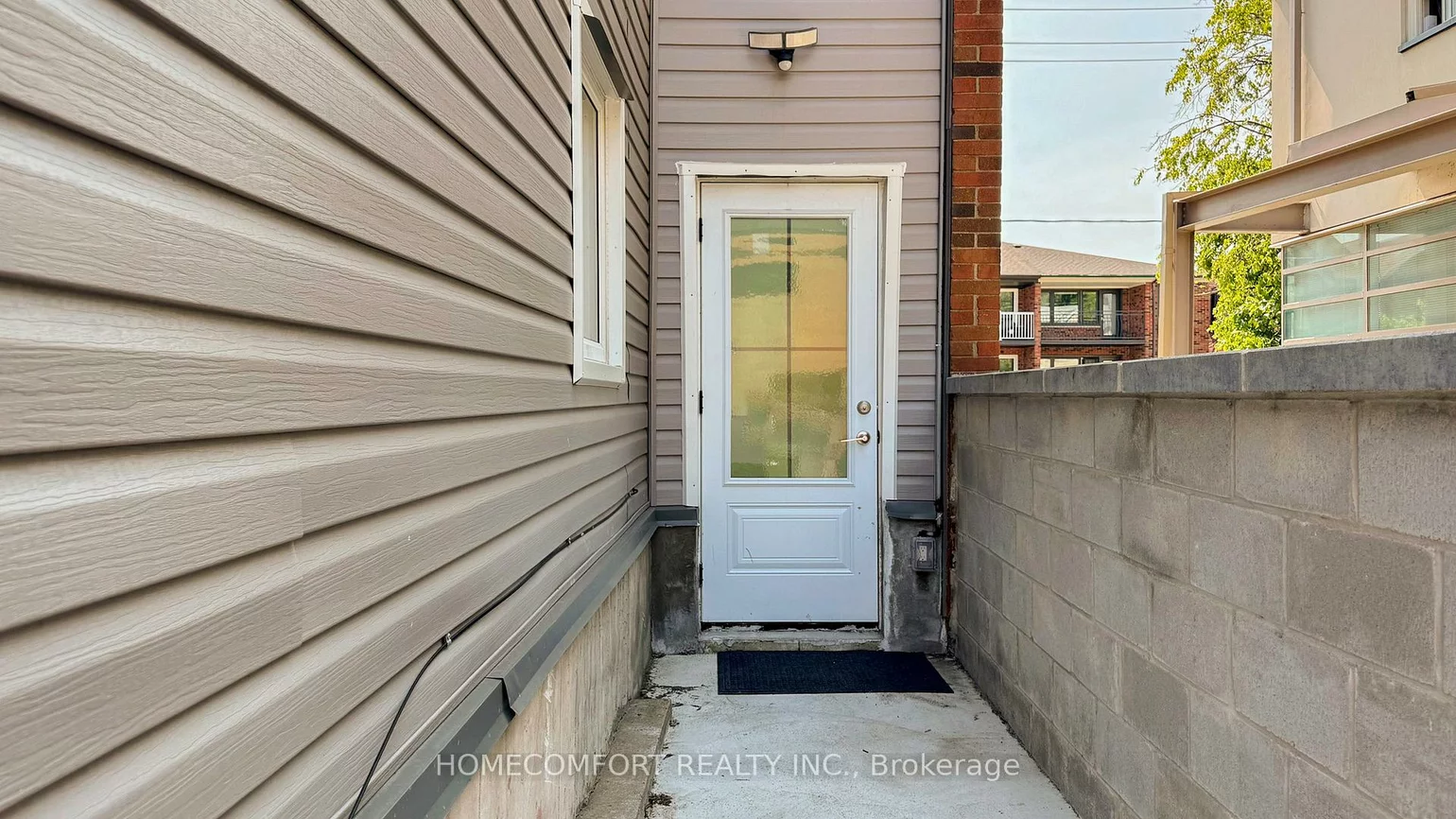 217, Osler, Weston-Pellam Park, Toronto