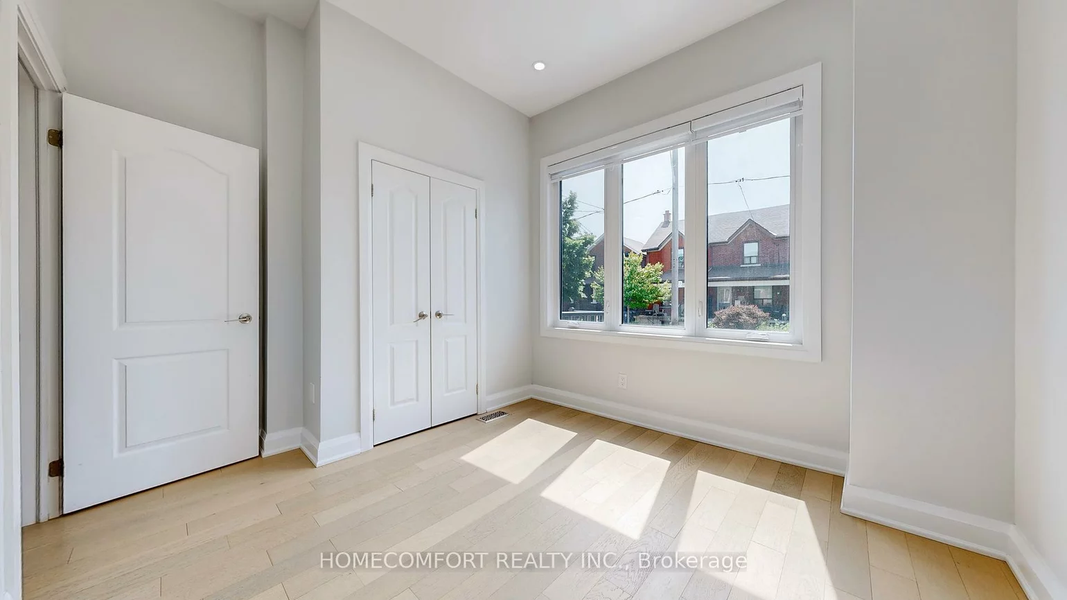 217, Osler, Weston-Pellam Park, Toronto