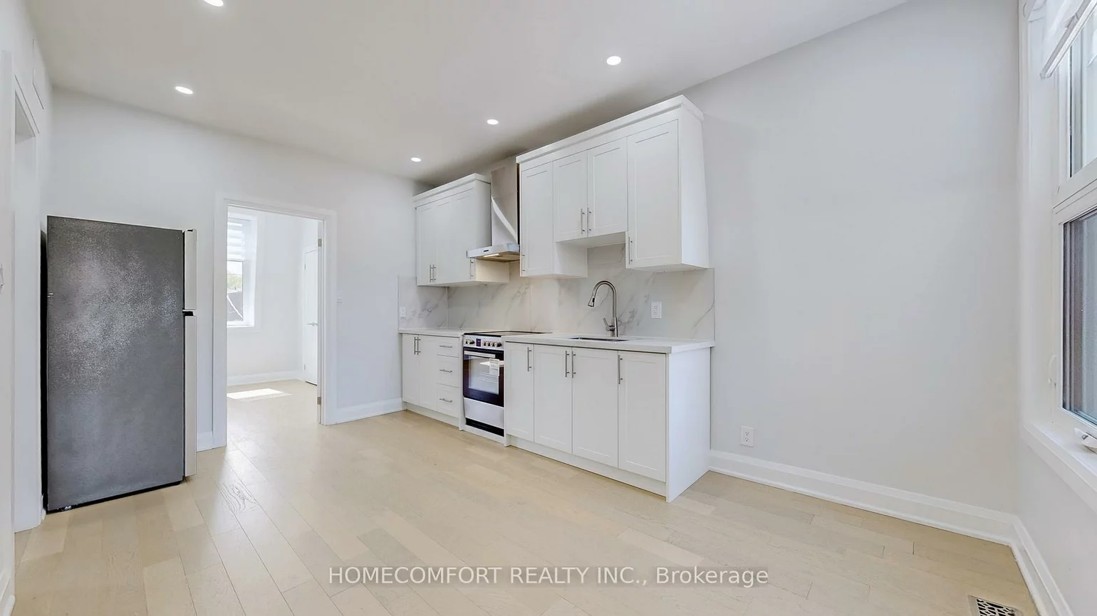 217, Osler, Weston-Pellam Park, Toronto