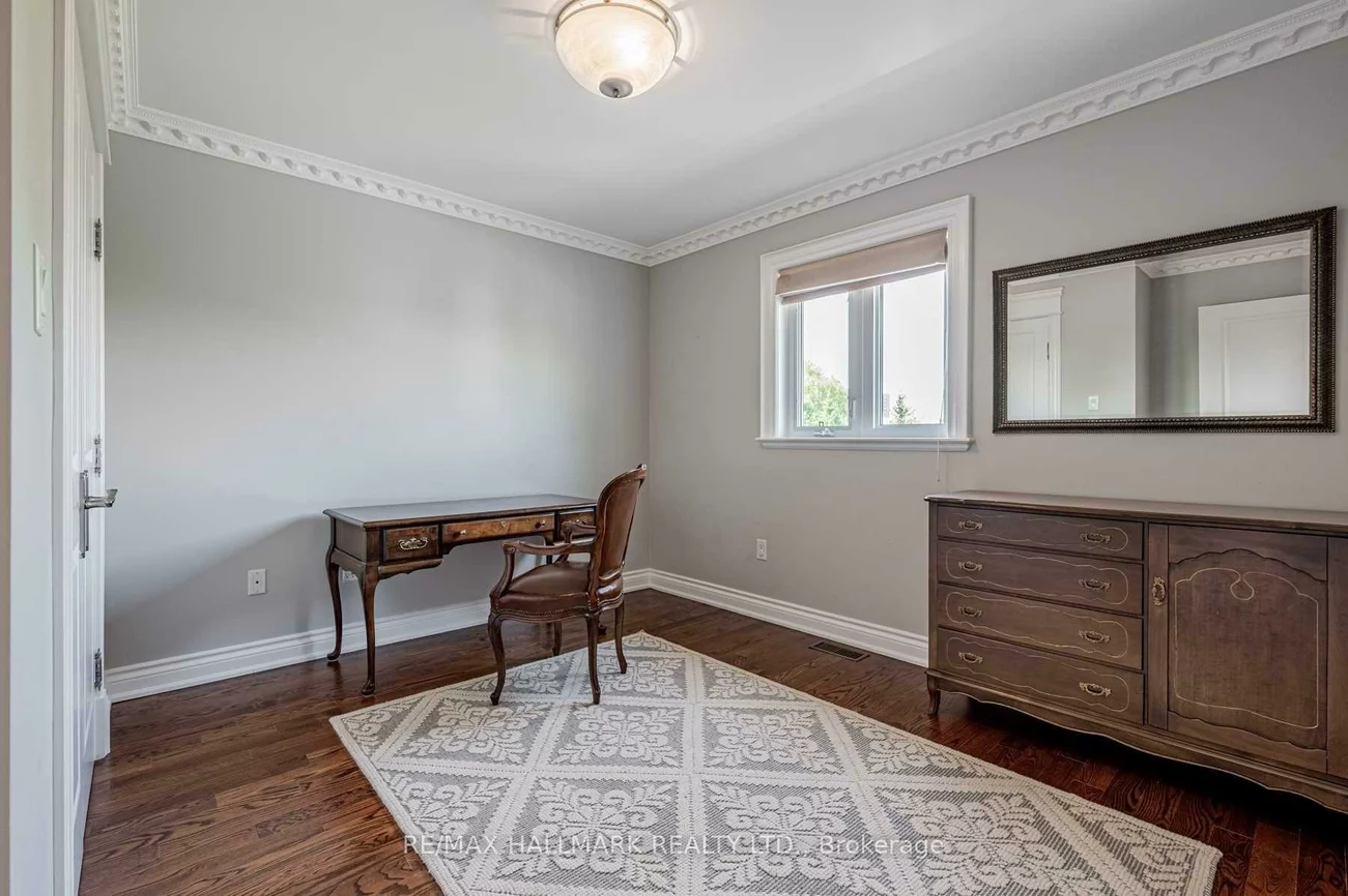 12, Highland, Yorkdale-Glen Park, Toronto