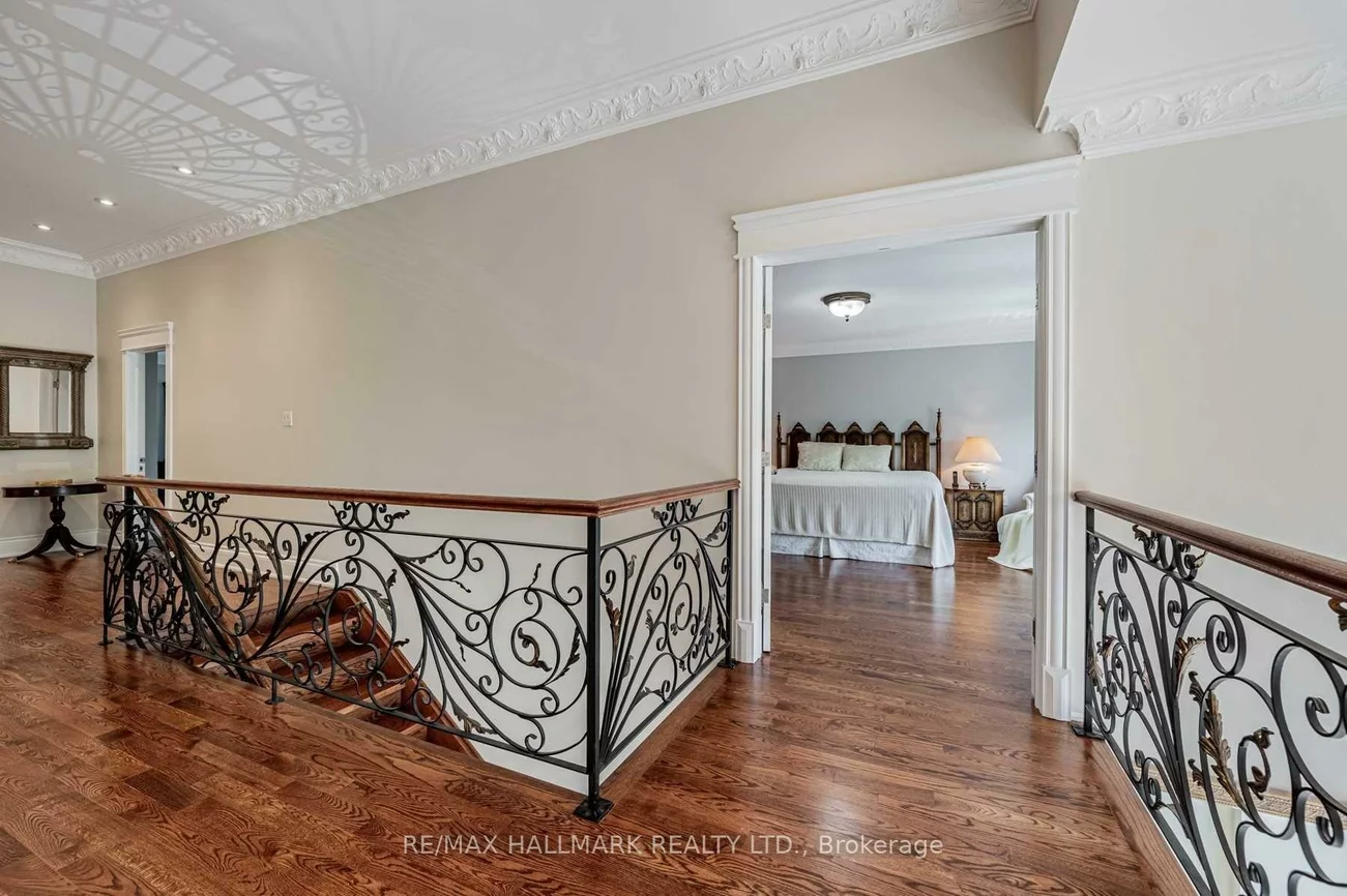 12, Highland, Yorkdale-Glen Park, Toronto