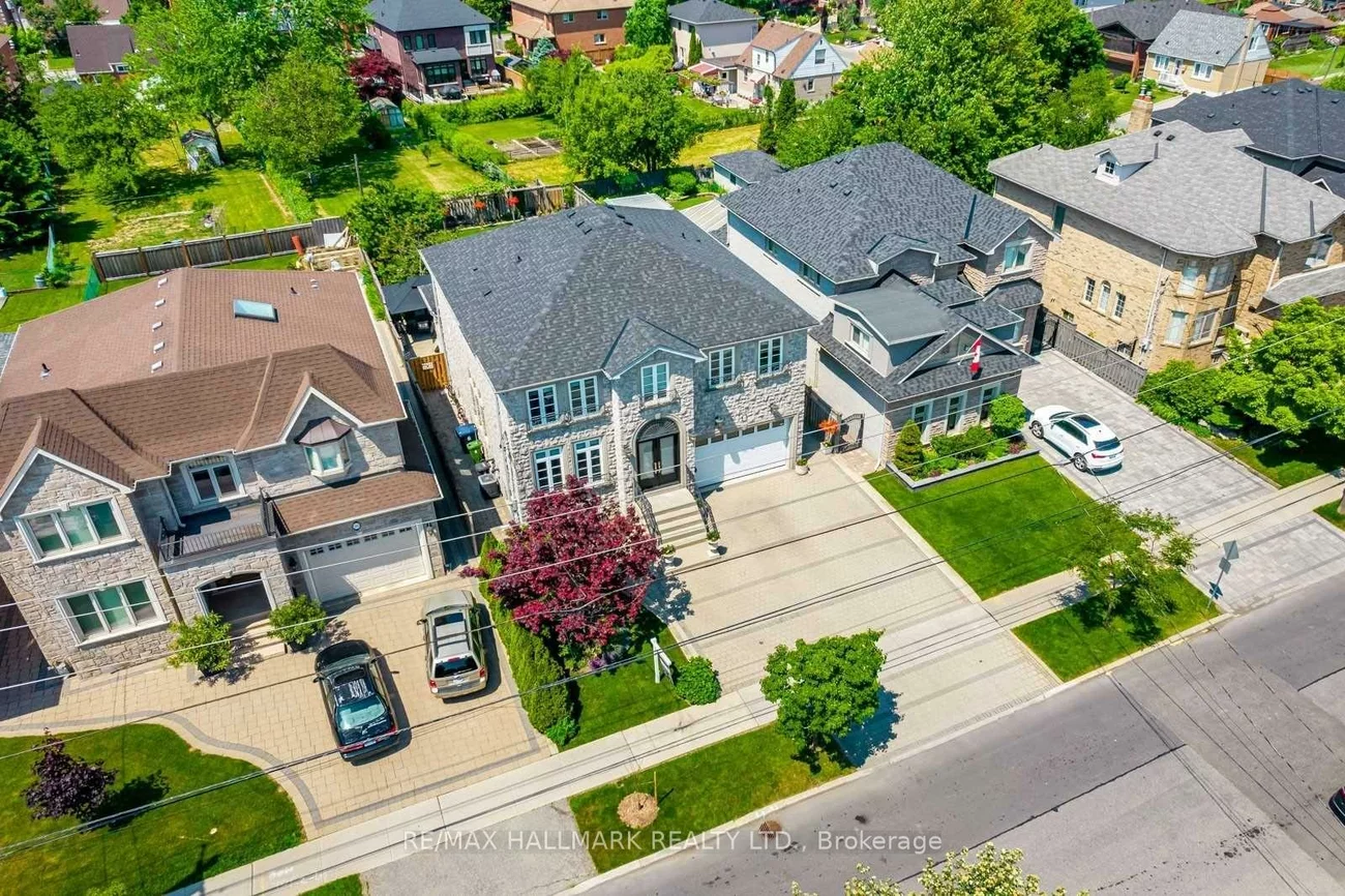 12, Highland, Yorkdale-Glen Park, Toronto