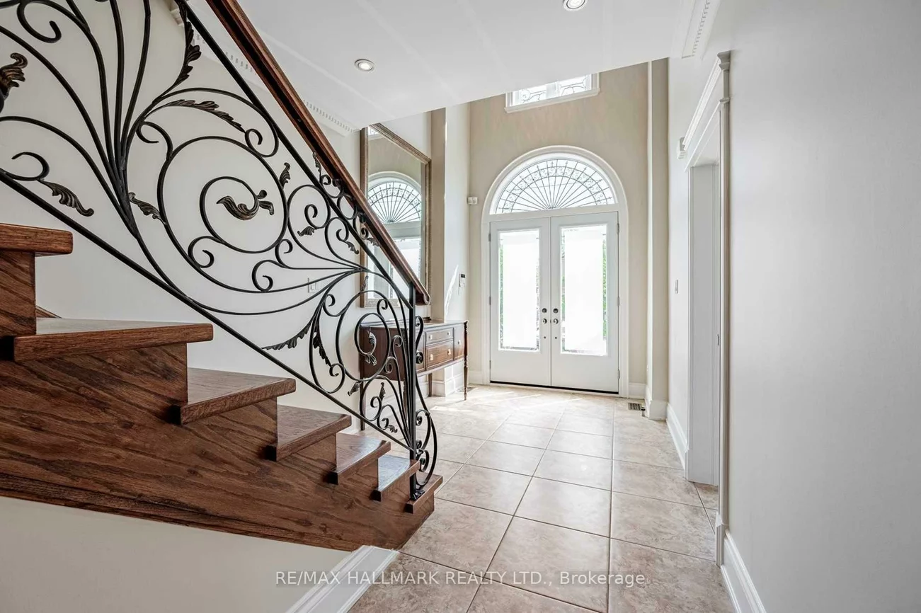 12, Highland, Yorkdale-Glen Park, Toronto