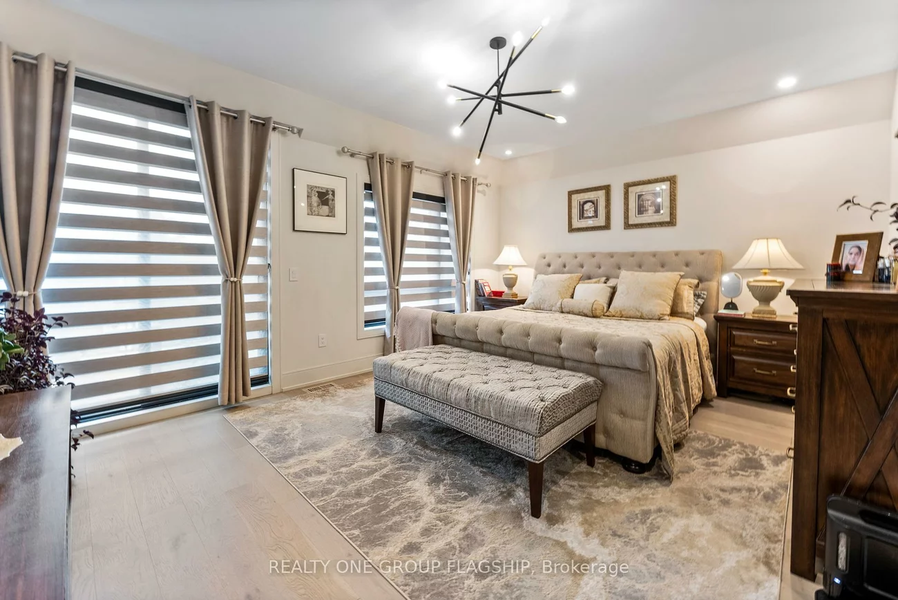 150, Sheldon, Alderwood, Toronto
