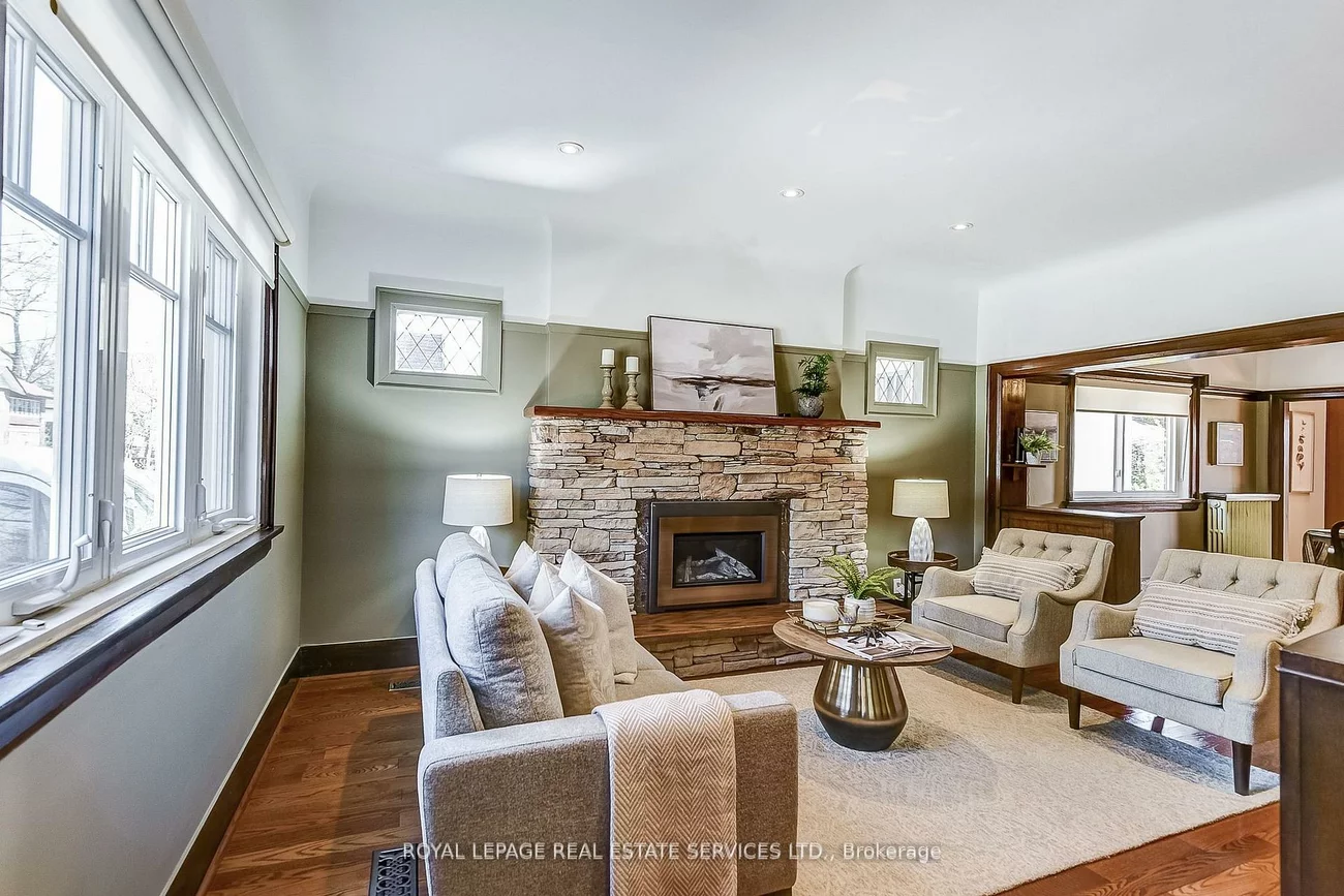 157, Colbeck, Runnymede-Bloor West Village, Toronto