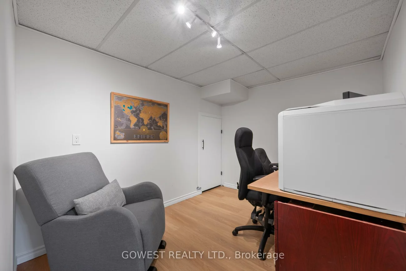 19, Wellesworth, Eringate-Centennial-West Deane, Toronto
