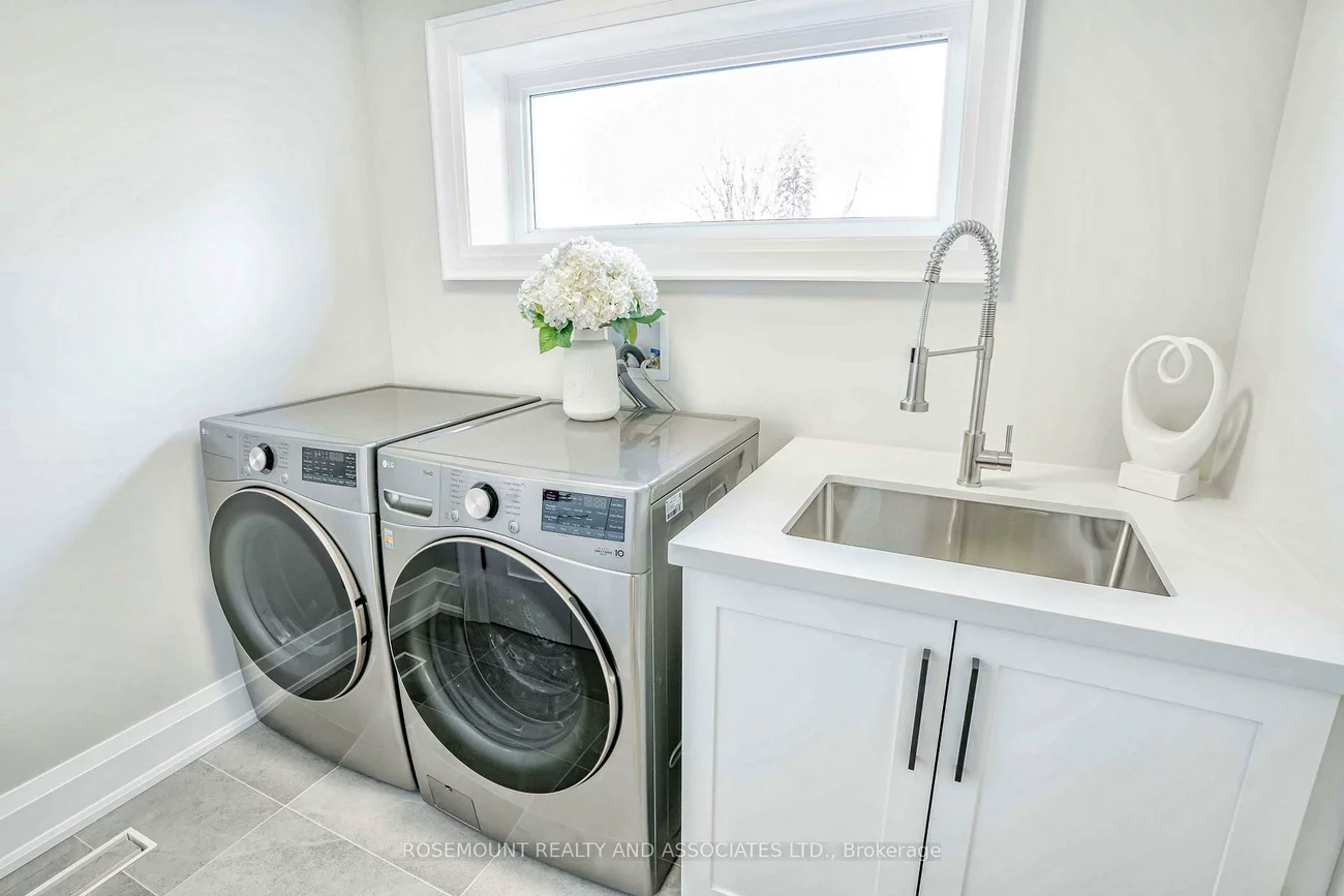 37, Radlett, Alderwood, Toronto
