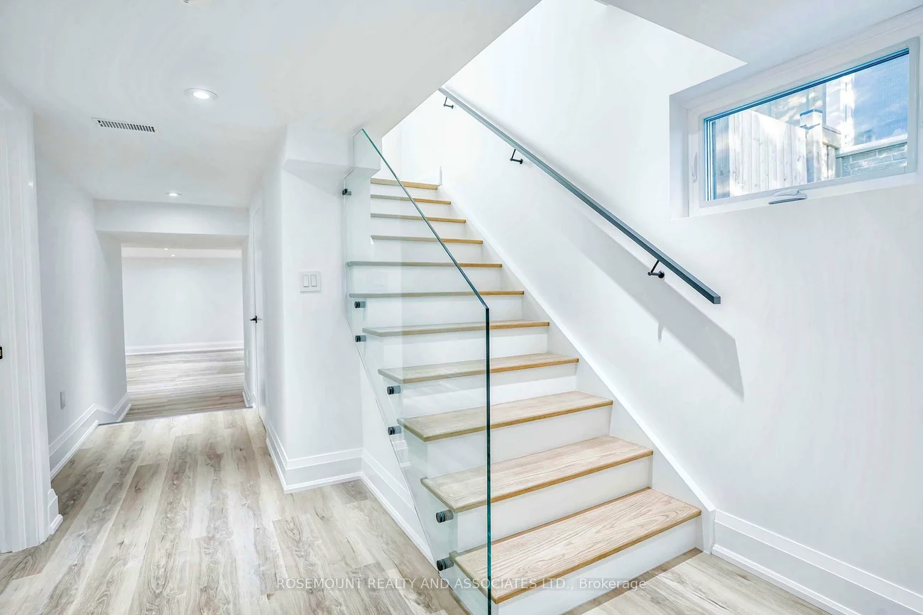 37, Radlett, Alderwood, Toronto