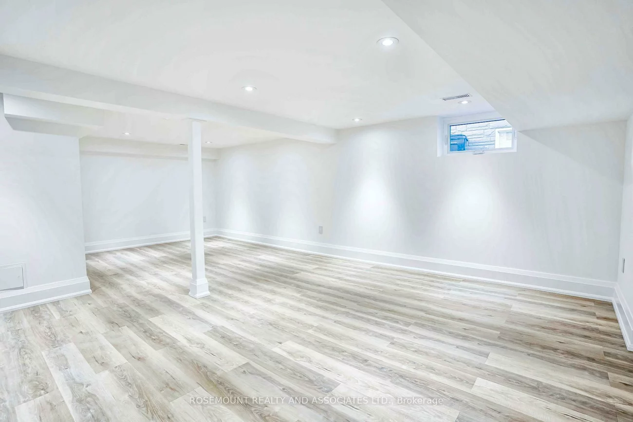 37, Radlett, Alderwood, Toronto