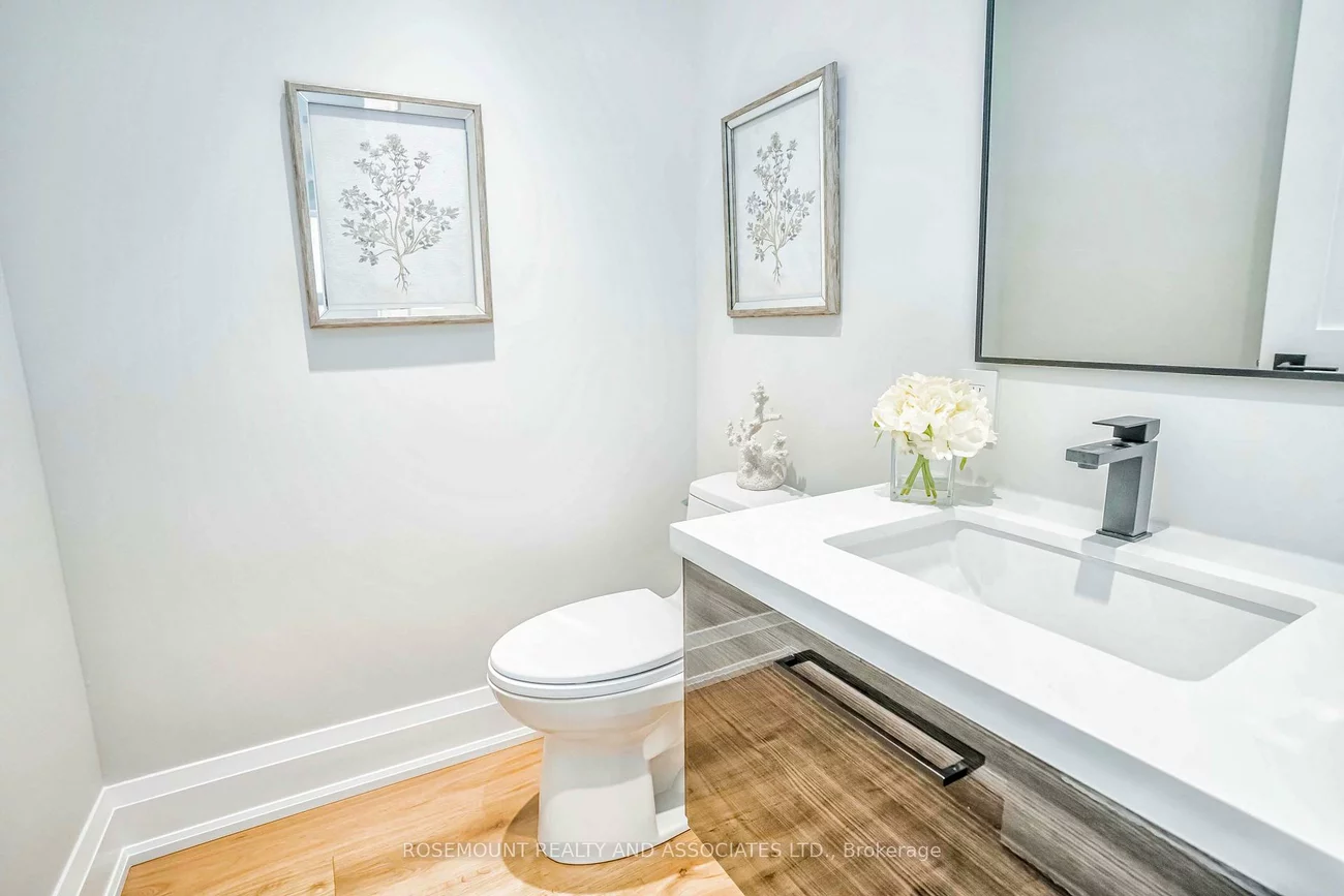 37, Radlett, Alderwood, Toronto