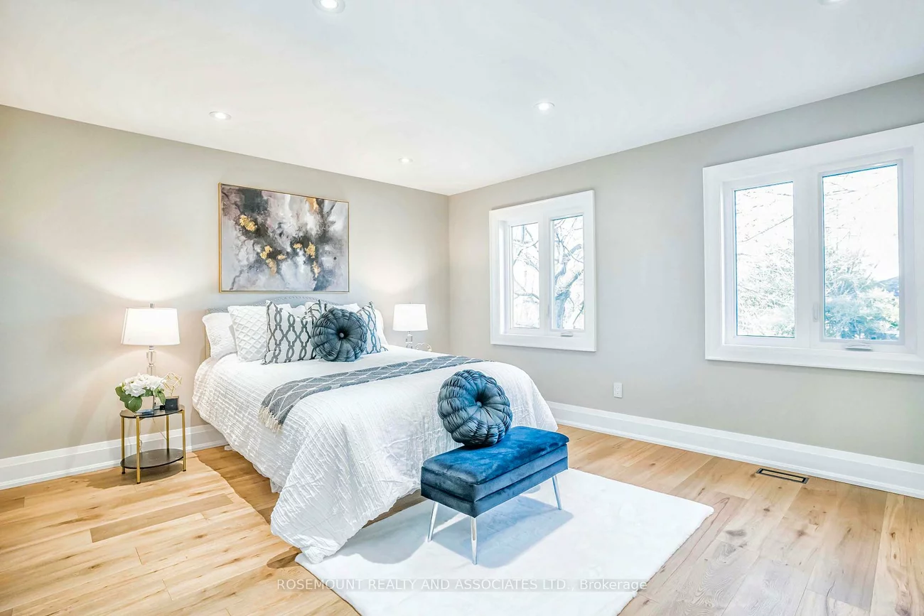 37, Radlett, Alderwood, Toronto