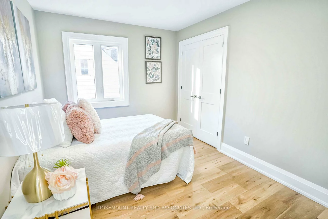 37, Radlett, Alderwood, Toronto