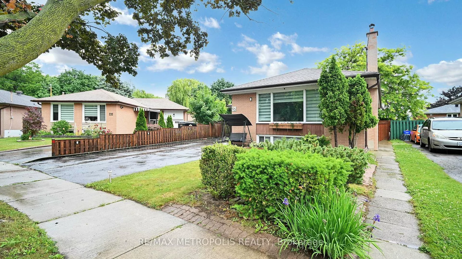 65, Alhart, Thistletown-Beaumonde Heights, Toronto